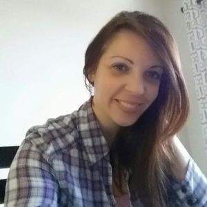 Meet your Posher, Aurea